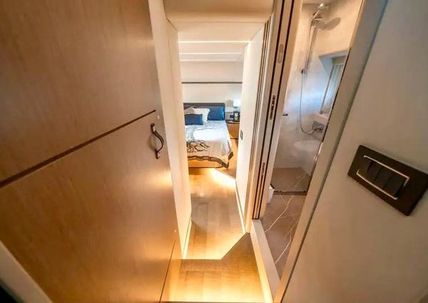 Absolute NAVETTA 52 image