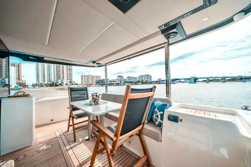 Absolute 52 Navetta image