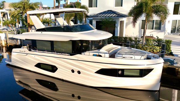 Absolute NAVETTA 52