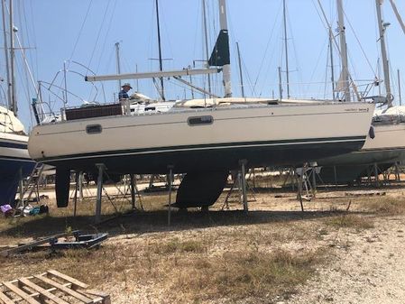 Beneteau OCEANIS-351 image