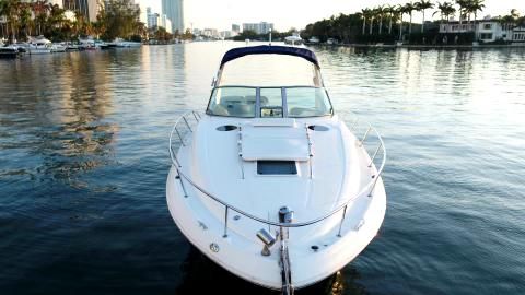 Sea Ray 320 Sundancer image