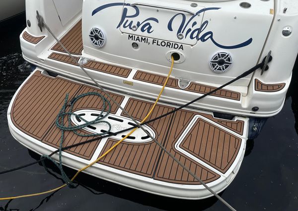 Sea Ray 320 Sundancer image