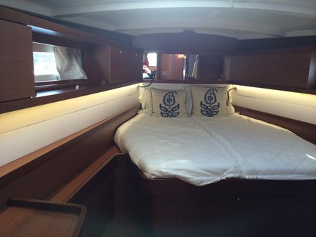 Beneteau Oceanis 45 image