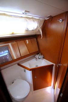 Beneteau Oceanis 45 image