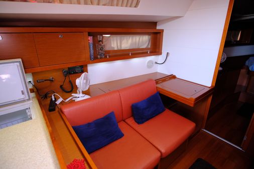 Beneteau Oceanis 45 image