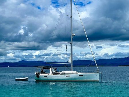 Beneteau Oceanis 45 image