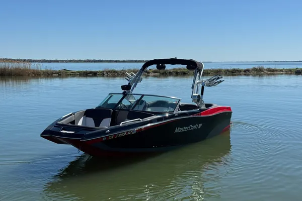 Mastercraft XT22 image