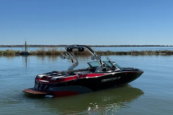 Mastercraft XT22 image