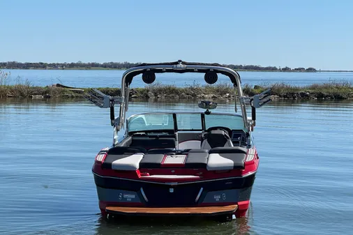 MasterCraft XT22 image