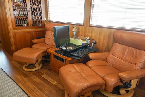 Sea Ranger 55 Pilot House image