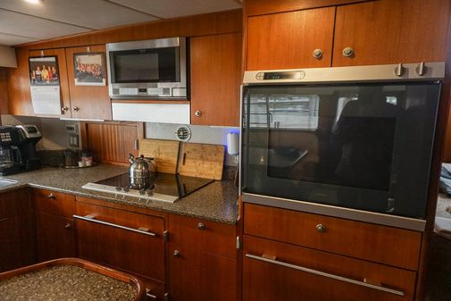 Sea Ranger 55 Pilot House image