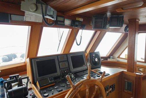 Sea Ranger 55 Pilot House image