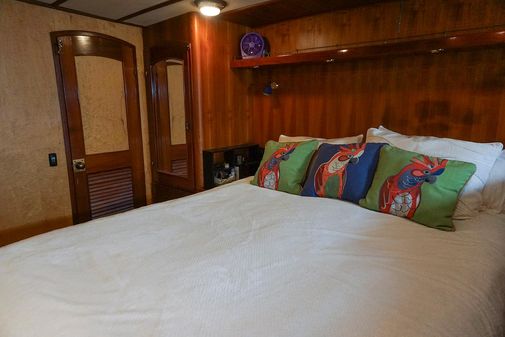 Sea Ranger 55 Pilot House image