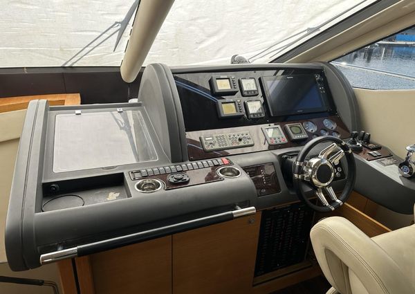 Sunseeker Manhattan 63 image