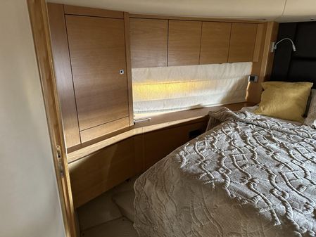 Sunseeker Manhattan 63 image