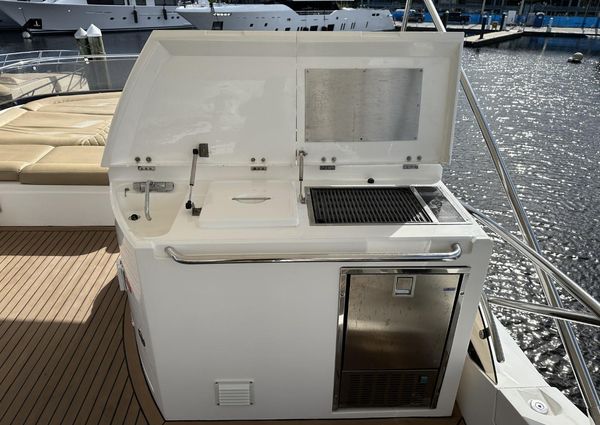 Sunseeker Manhattan 63 image