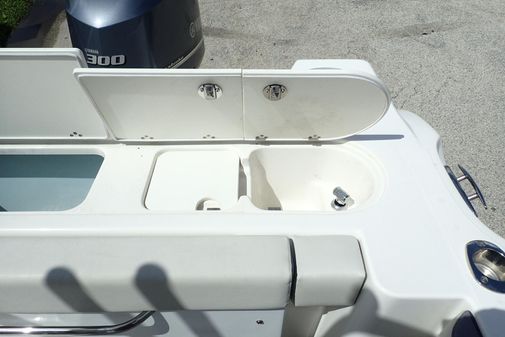 Century RESORTER-24 image