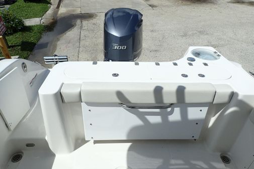 Century RESORTER-24 image