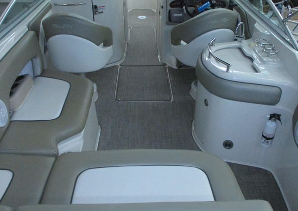 Sea-ray 270-SUNDECK image