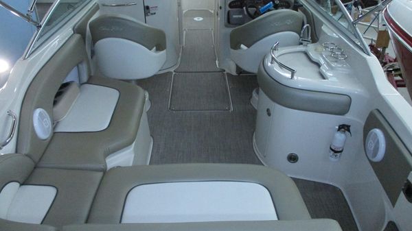 Sea-ray 270-SUNDECK image