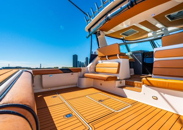 Tiara Yachts 3800 Open image