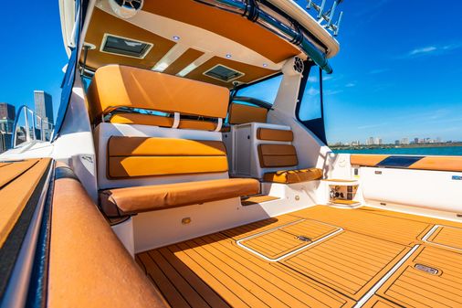 Tiara Yachts 3800 Open image