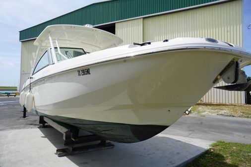 Boston Whaler 270 Vantage image