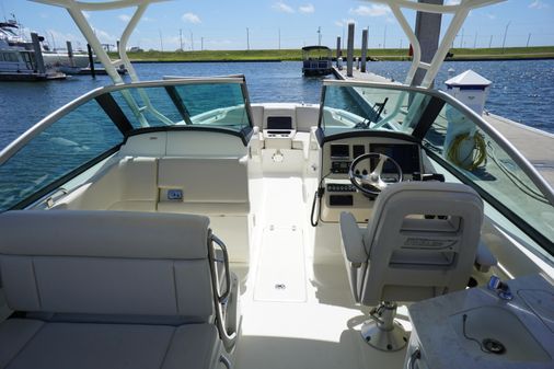 Boston Whaler 270 Vantage image