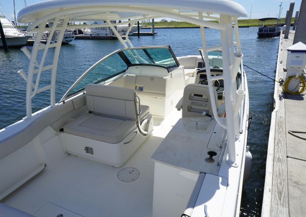 Boston Whaler 270 Vantage image