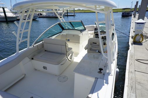 Boston Whaler 270 Vantage image