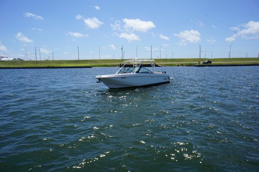 Boston Whaler 270 Vantage image