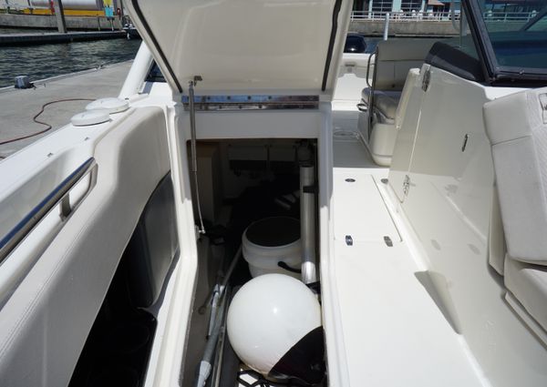 Boston Whaler 270 Vantage image