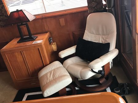 Ocean Alexander Pilothouse Sedan image