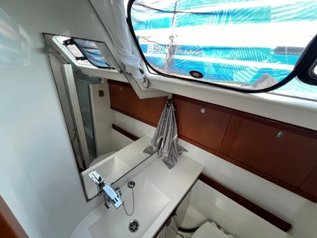 Beneteau 46 image