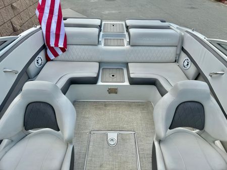 Crownline 220-SS image