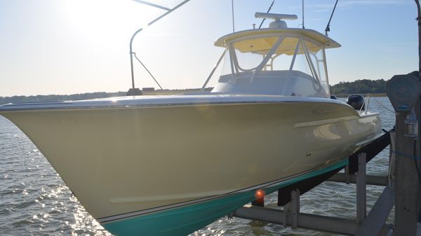 Jarrett Bay 32 Semi-Custom 