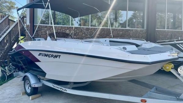 Starcraft SVX 171 OB Deck Boat 