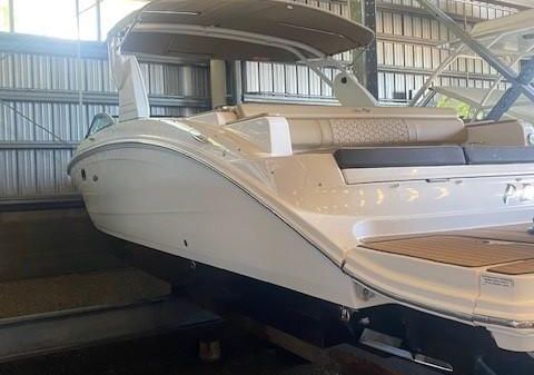 Sea Ray SDX 290 Outboard