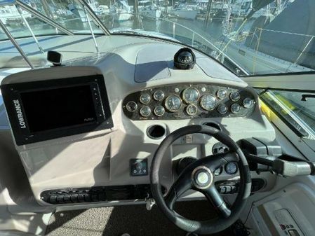 Cruisers Yachts 3470 image