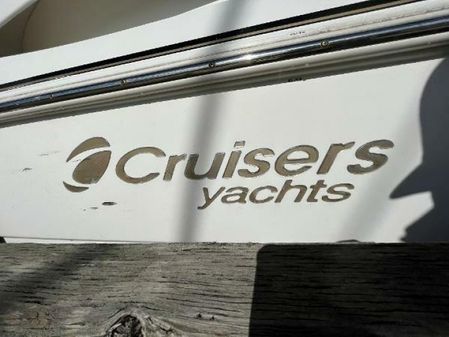 Cruisers Yachts 3470 image