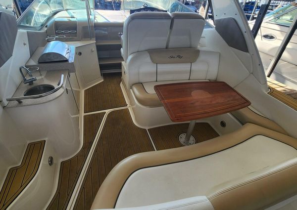 Sea Ray 310 Sundancer image