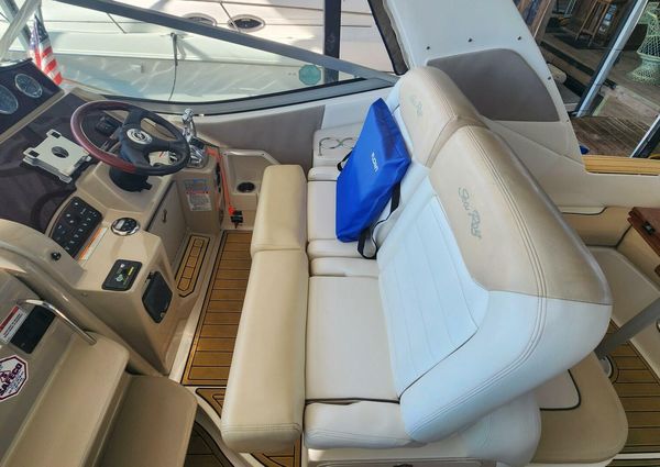 Sea Ray 310 Sundancer image