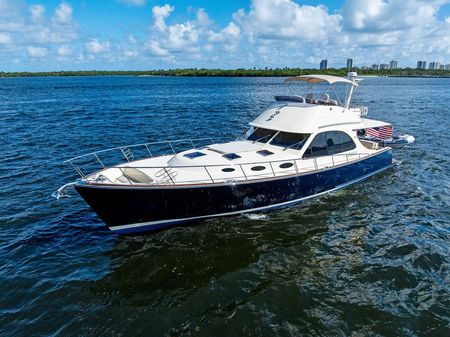 Palm Beach Motor Yachts PB55 Flybridge image