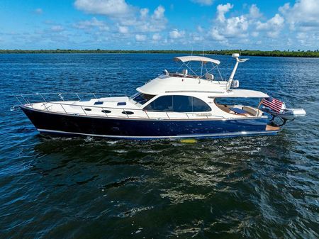 Palm Beach Motor Yachts PB55 Flybridge image