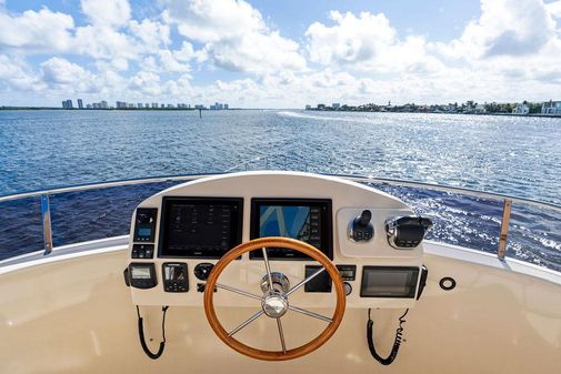 Palm Beach Motor Yachts PB55 Flybridge image