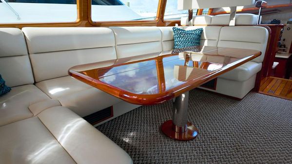 Palm Beach Motor Yachts PB55 Flybridge image