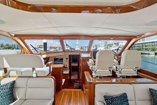 Palm Beach Motor Yachts PB55 Flybridge image