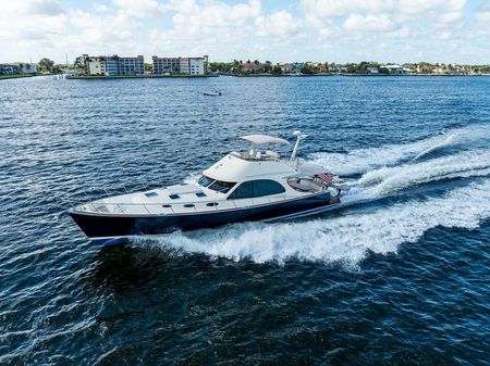 Palm Beach Motor Yachts PB55 Flybridge image