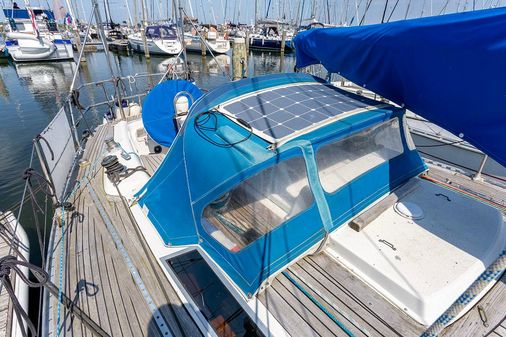 Sweden Yachts Comfort 34 image