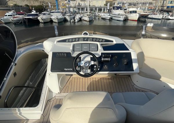 Princess 67 Flybridge image